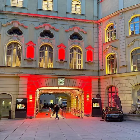 Hotel Deutsches Theater Landwehrstraße-2